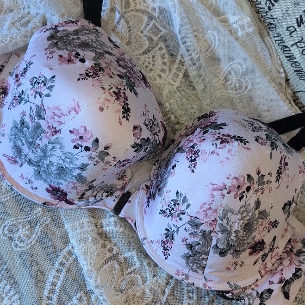 Floral Print Front Close Boost Bra from Torrid
